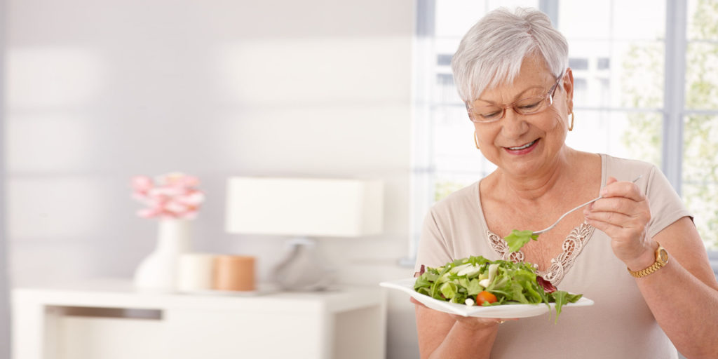 dentures patient eating